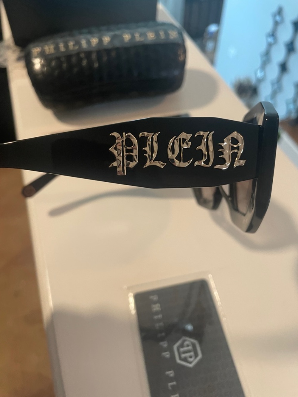 Philipp Plein Women's Black Hexagonal Frame Sunglasses - Picture 8 of 9